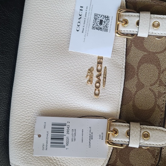 Lucy Crossbody Bag from COACH - Picture 7 of 8